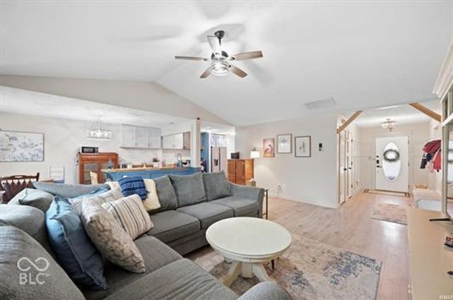 1480 Hedge, Greenfield, IN 46140