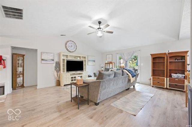 1480 Hedge, Greenfield, IN 46140