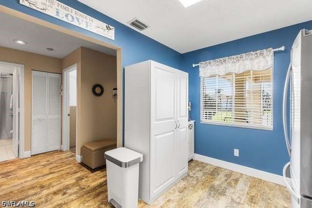 7701 Jewel LN 202, Naples, FL 34109