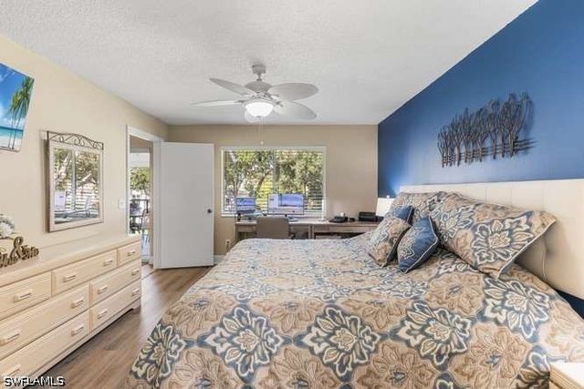 7701 Jewel LN 202, Naples, FL 34109