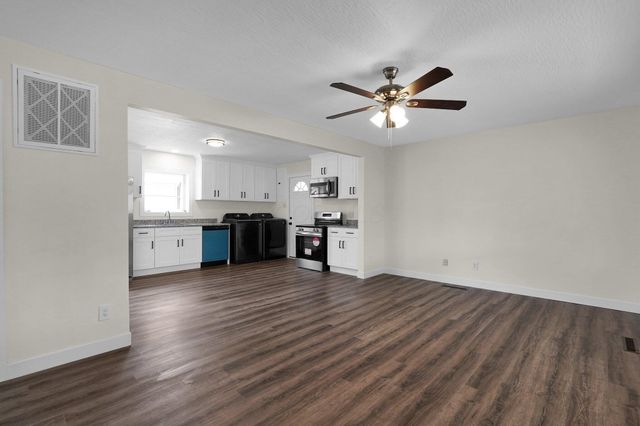 4656 Dundee Avenue, Columbus, OH 43227