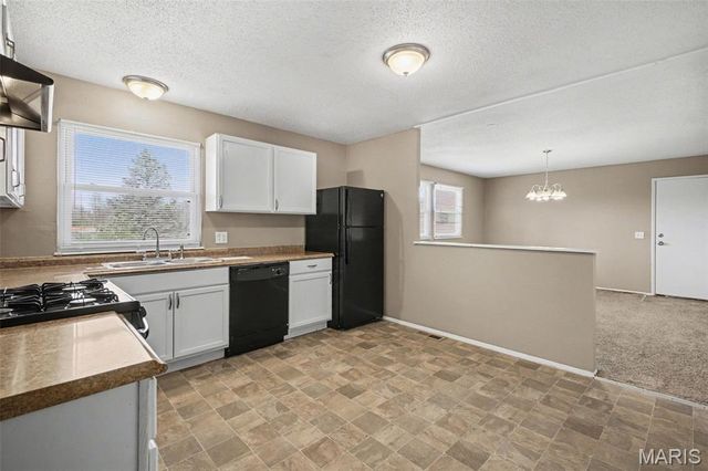 4393 Caracalla Drive, Florissant, MO 63033