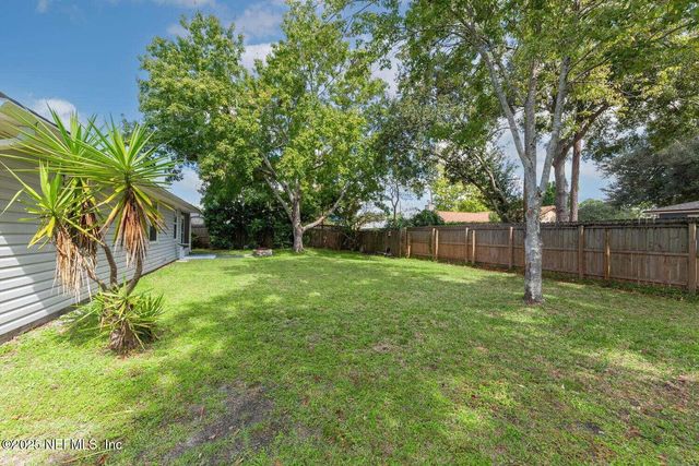 10889 SADDLEHORN Drive, Jacksonville, FL 32257