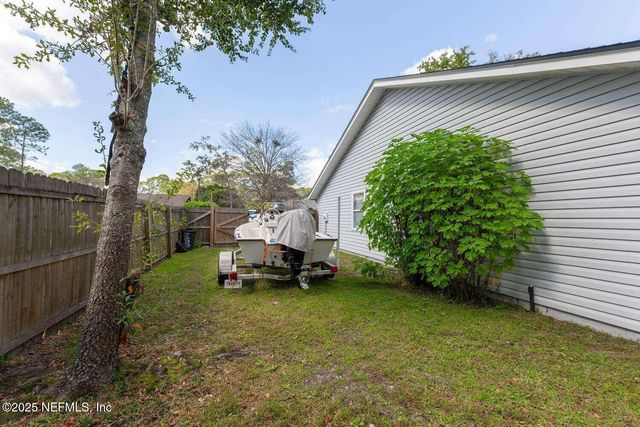 10889 SADDLEHORN Drive, Jacksonville, FL 32257