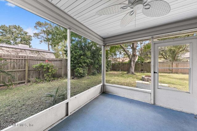 10889 SADDLEHORN Drive, Jacksonville, FL 32257