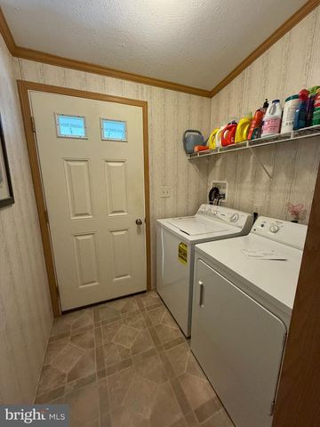 21 DOGWOOD W, Tabernacle, NJ 08088