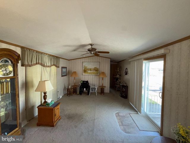 21 DOGWOOD W, Tabernacle, NJ 08088