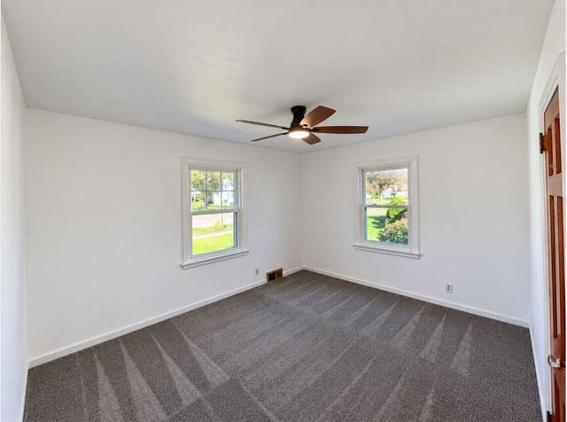 1922 Miles Avenue, Kalamazoo, MI 49001