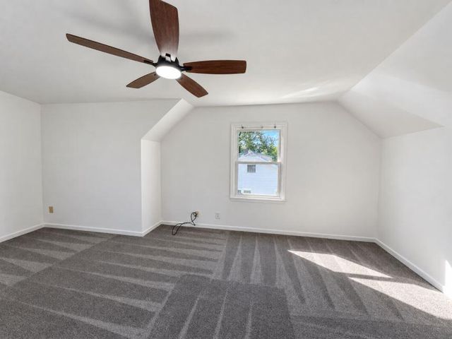 1922 Miles Avenue, Kalamazoo, MI 49001