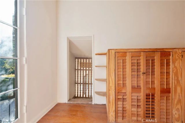 1968 N Wilton, Los Angeles, CA 90068