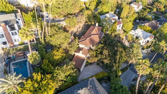 1968 N Wilton, Los Angeles, CA 90068
