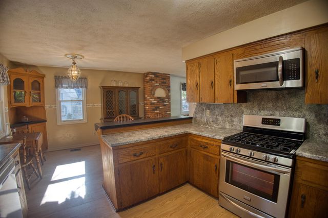 10 Dore Street, Ossipee, NH 03814