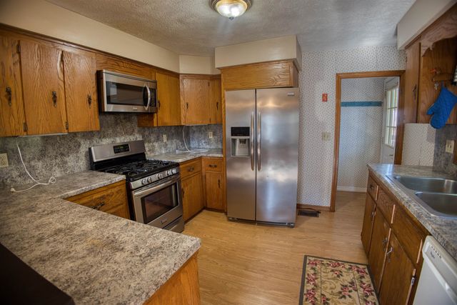 10 Dore Street, Ossipee, NH 03814