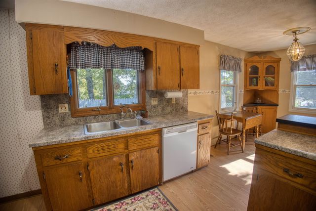 10 Dore Street, Ossipee, NH 03814
