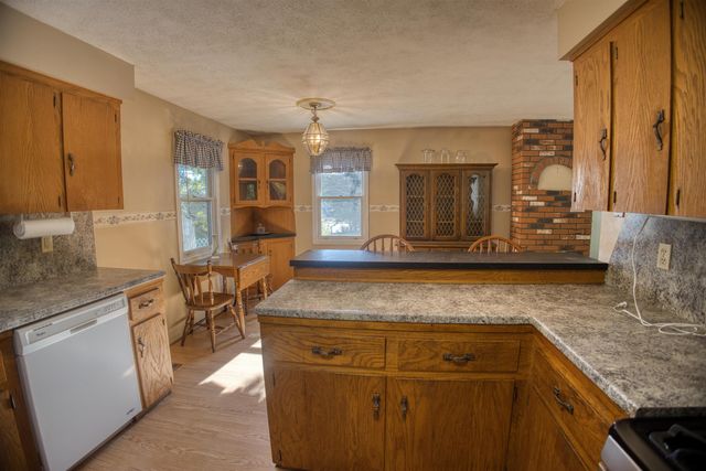 10 Dore Street, Ossipee, NH 03814