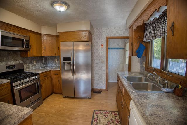 10 Dore Street, Ossipee, NH 03814