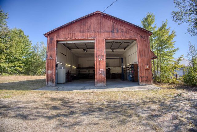 10 Dore Street, Ossipee, NH 03814