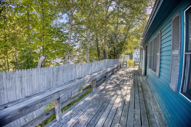 10 Dore Street, Ossipee, NH 03814