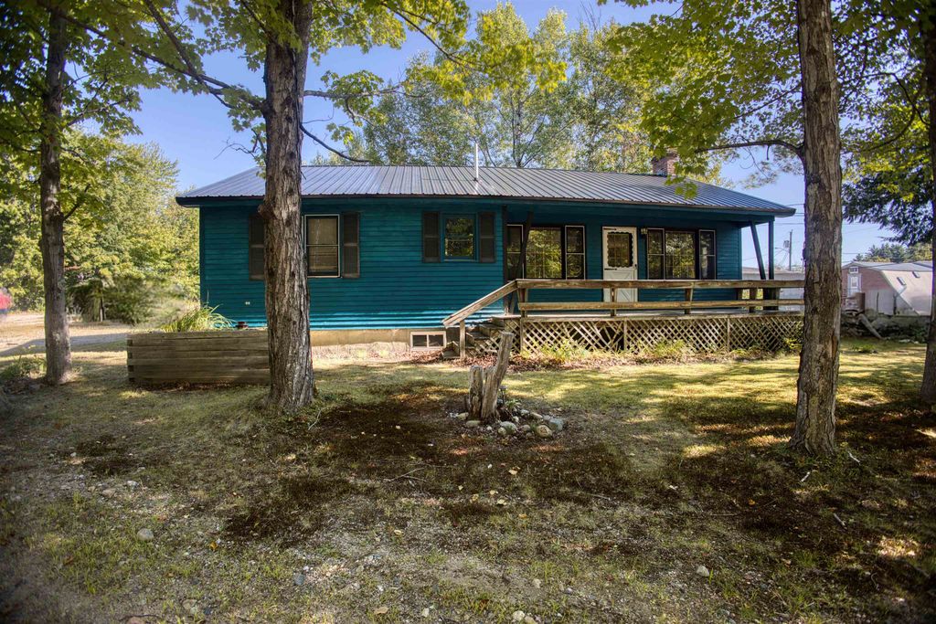 10 Dore Street, Ossipee, NH 03814