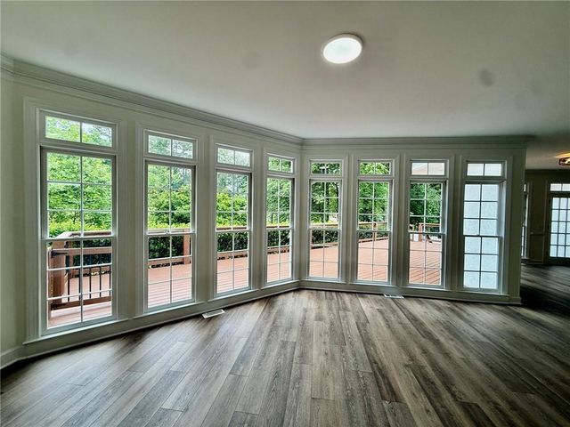 5756 Brookstone Walk NW, Acworth, GA 30101