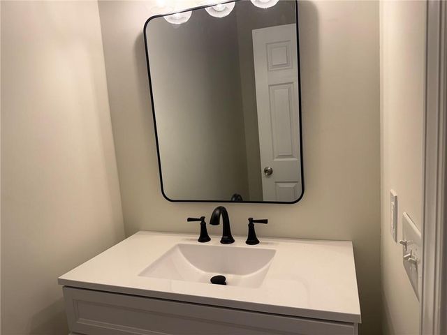 5756 Brookstone Walk NW, Acworth, GA 30101