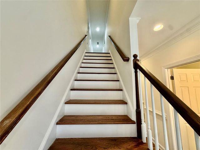5756 Brookstone Walk NW, Acworth, GA 30101