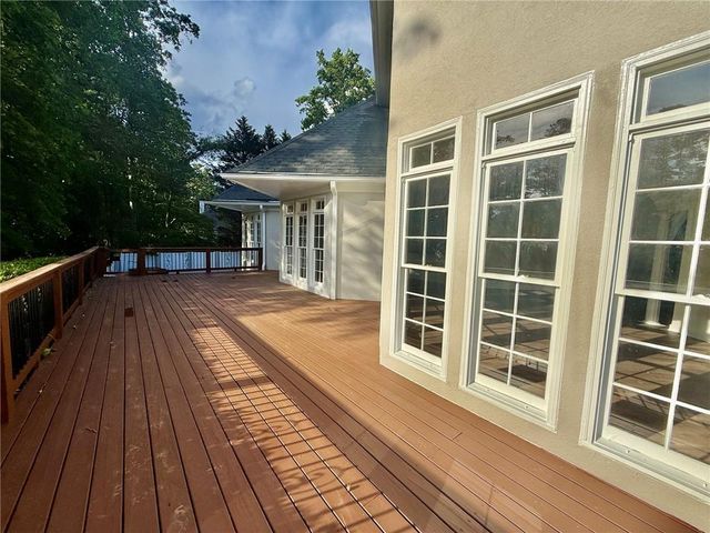 5756 Brookstone Walk NW, Acworth, GA 30101