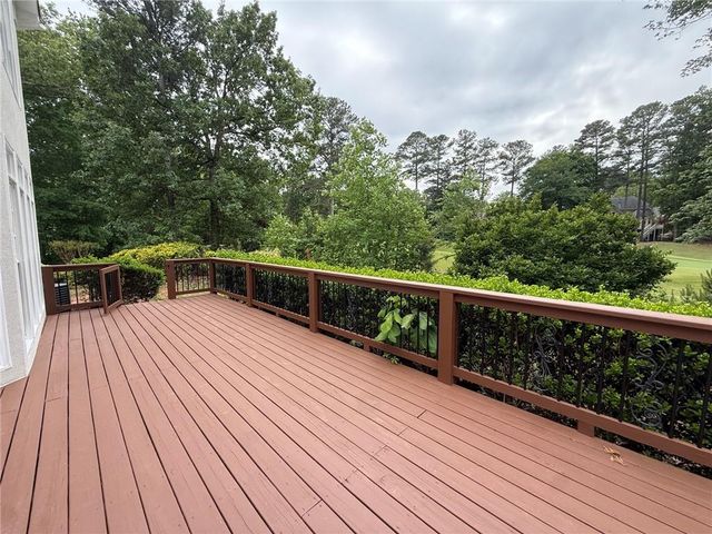 5756 Brookstone Walk NW, Acworth, GA 30101