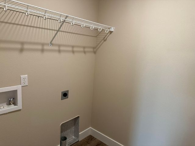 1271 N Maxine Avenue, Nixa, MO 65714