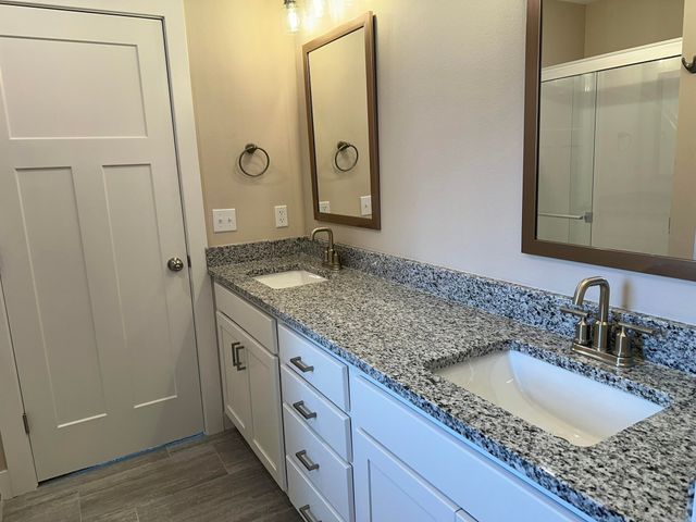 1271 N Maxine Avenue, Nixa, MO 65714