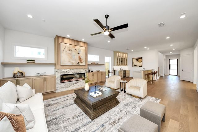 1623 Viking Drive, Houston, TX 77018