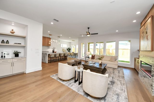 1623 Viking Drive, Houston, TX 77018