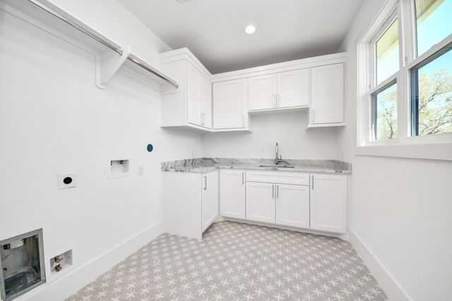 1623 Viking Drive, Houston, TX 77018