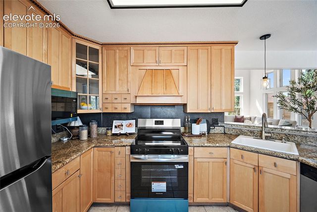 473 S Hook Court, Pueblo, CO 81007