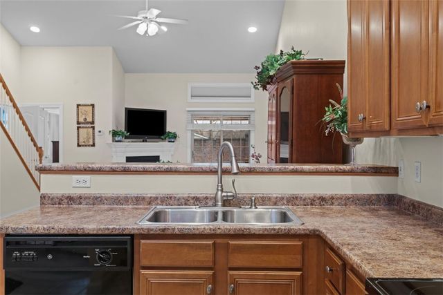 2010 Bandek Lane, Cecil, PA 15055