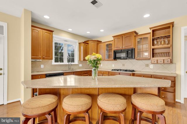 5022 BURNSIDE FARM PL, Haymarket, VA 20169
