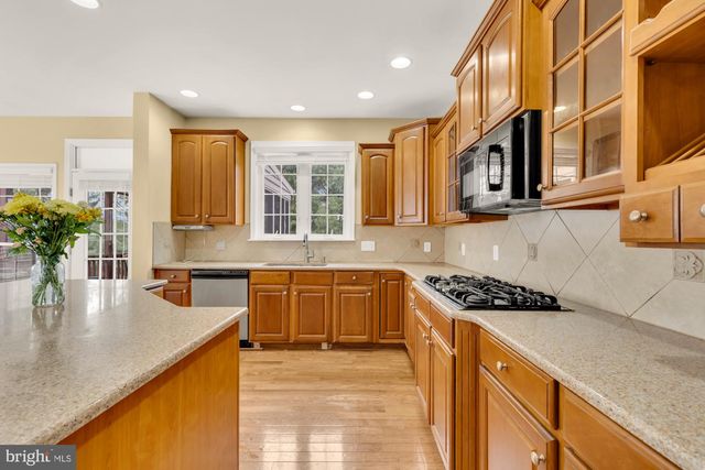 5022 BURNSIDE FARM PL, Haymarket, VA 20169
