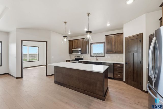 2417 E Gunnar St Street, Brandon, SD 57005