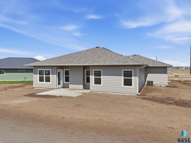 2417 E Gunnar St Street, Brandon, SD 57005