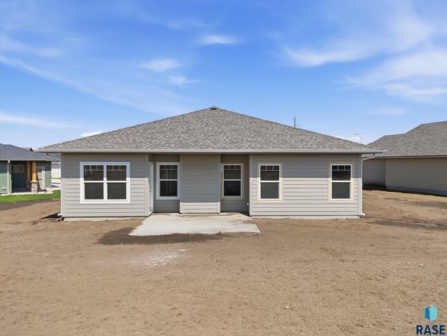 2417 E Gunnar St Street, Brandon, SD 57005