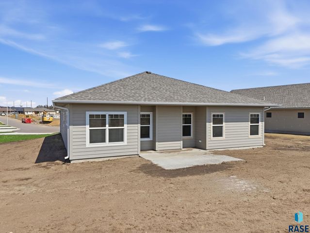 2417 E Gunnar St Street, Brandon, SD 57005