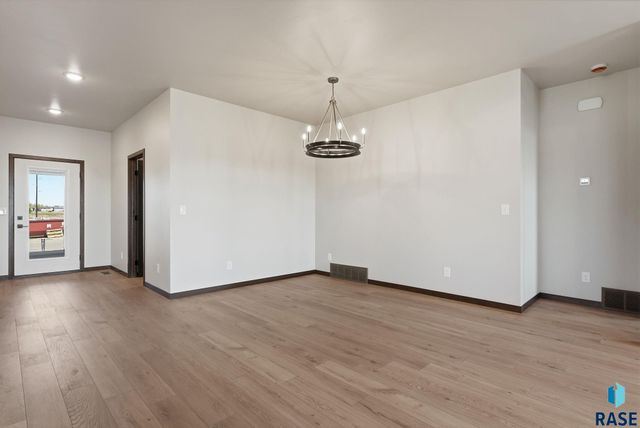 2417 E Gunnar St Street, Brandon, SD 57005