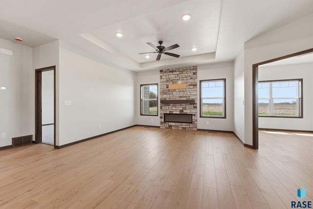 2417 E Gunnar St Street, Brandon, SD 57005