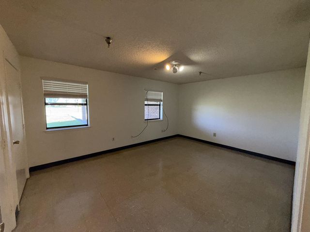 208 Diplomat Way Drive, Thibodaux, LA 70301