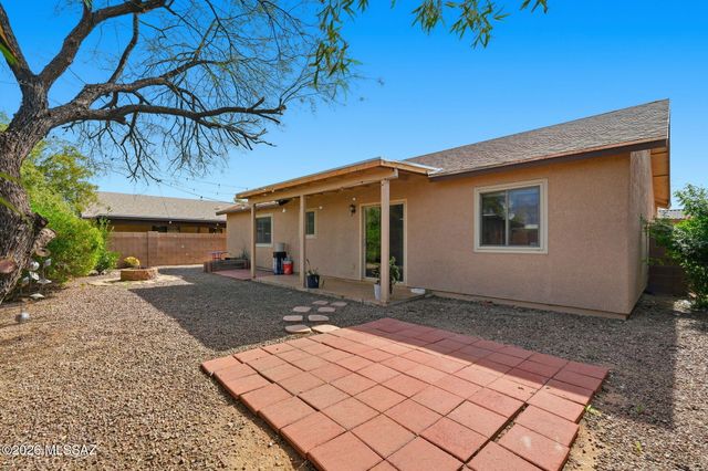 4781 E Joslyn Heights Place, Tucson, AZ 85712