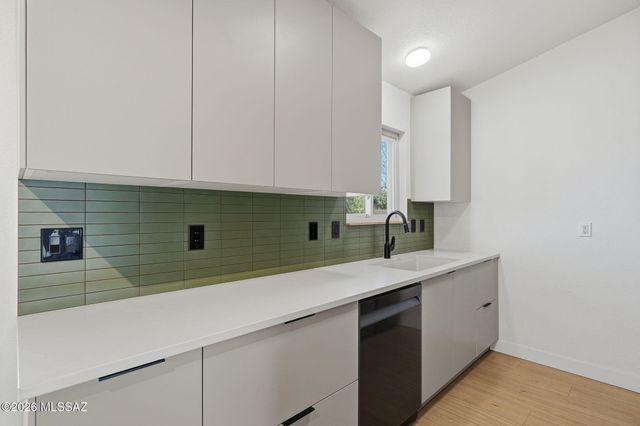 4781 E Joslyn Heights Place, Tucson, AZ 85712