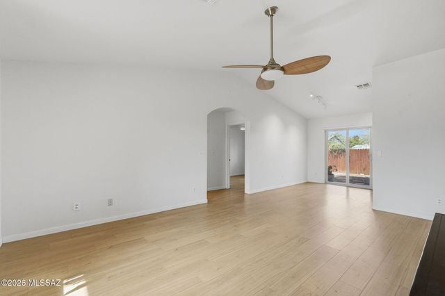 4781 E Joslyn Heights Place, Tucson, AZ 85712