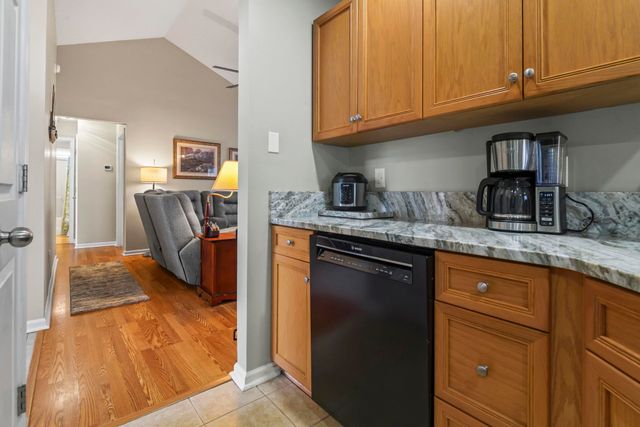 608 Stoney Burn Ln., Myrtle Beach, SC 29579