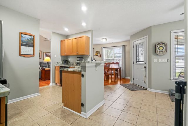 608 Stoney Burn Ln., Myrtle Beach, SC 29579