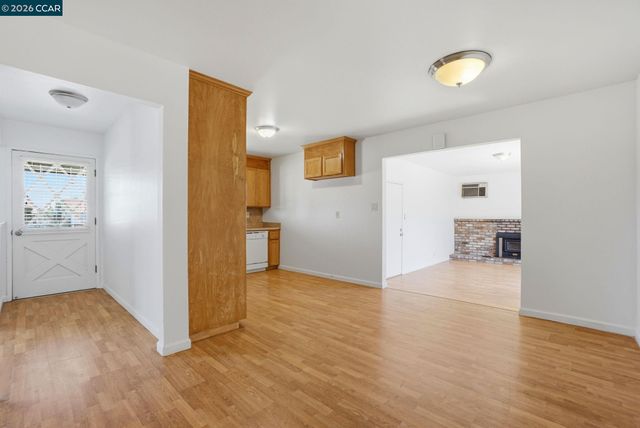 1424 Yosemite Dr, Antioch, CA 94509